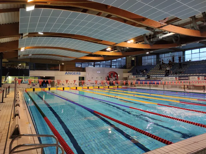 Piscine Jean Bouin — Studio à Justices - Madeleine - Saint-Léonard, Angers
