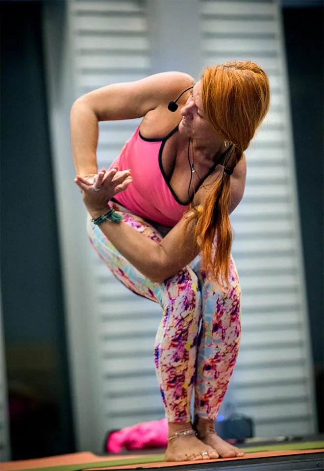 Happy spine — yoga-studio i Wadköping, Örebro — 2