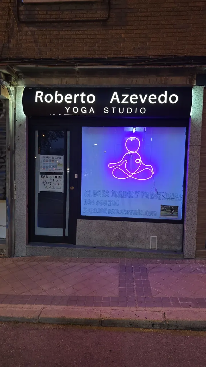 Roberto Azevedo Yoga — yoga-studio en Ciudad Lineal, Madrid — 2
