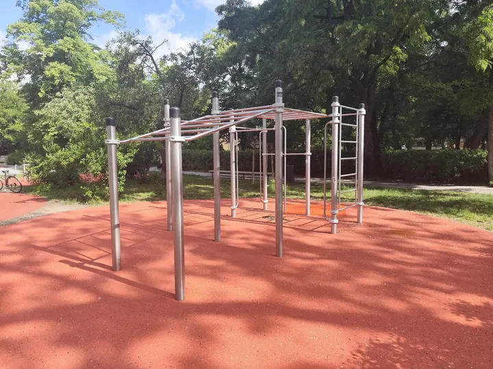 Calisthenics Park — Calisthenics in Mitte, Berlin