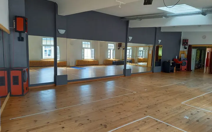 Mutanth Für Kreativität — tanz-studio in Saarbrücken — 5