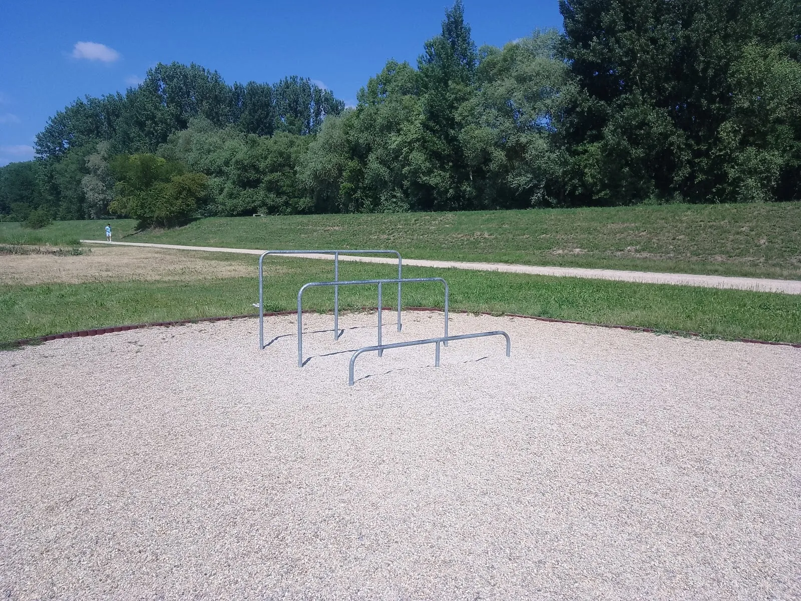 Outdoor-Fitnesspark — fitnessstudio in Barbing — 4