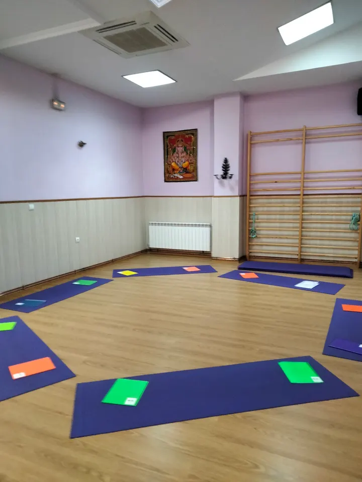 Yoga Devi — Yoga en Valladolid