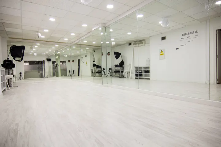 Escuela De Danza Samarkhanda — baile-studio en Ciudad Lineal, Madrid — 2