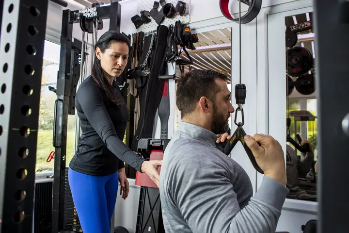 AZ FIT PRIVATE TRAINING STUDIO AND PHYSIO — fitness studio in London — 5