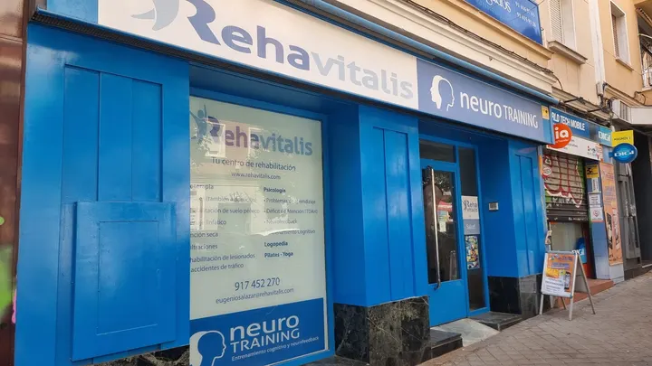 Rehavitalis Eugenio Salazar — entrenamiento personal-studio en Chamartín, Madrid — 3