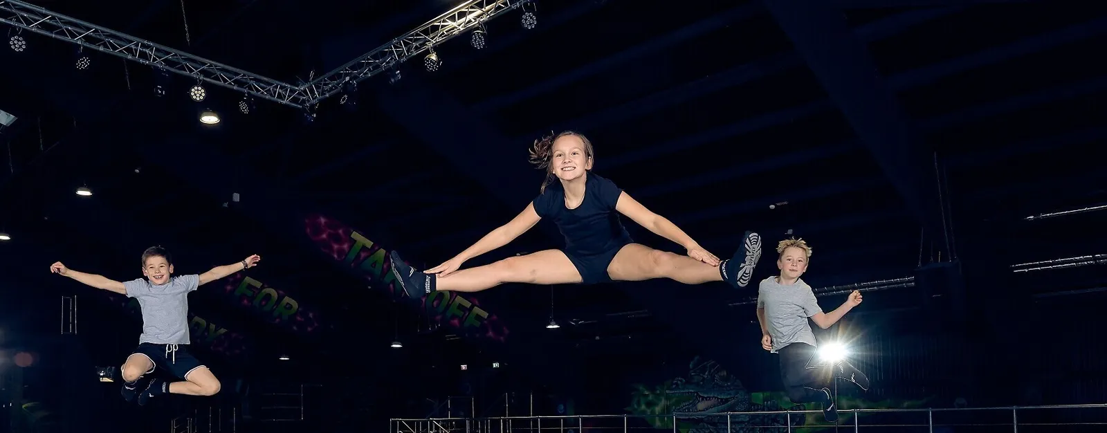 Superfly Air Sports - Aachen — aerial-studio i Aachen — 4