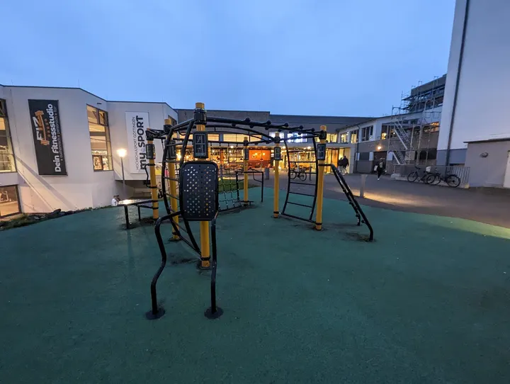 Street workout — Fitnessstudio in Ostviertel, Göttingen