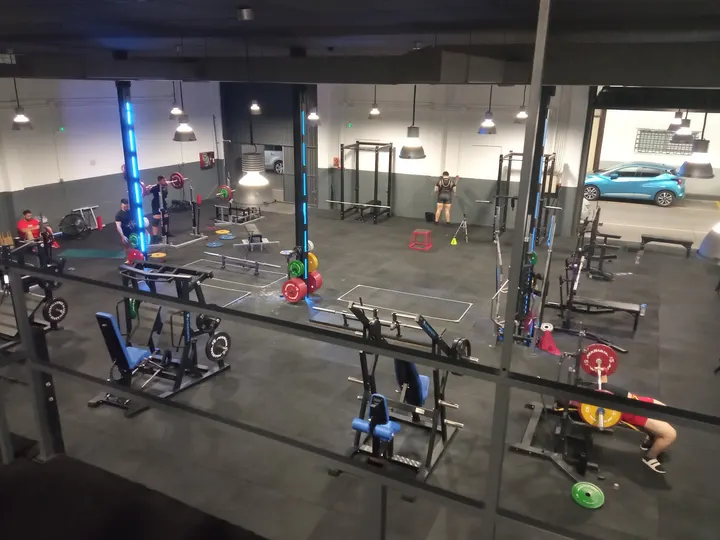 DT Power Center — fuerza-studio en San Blas - Canillejas, Madrid — 2