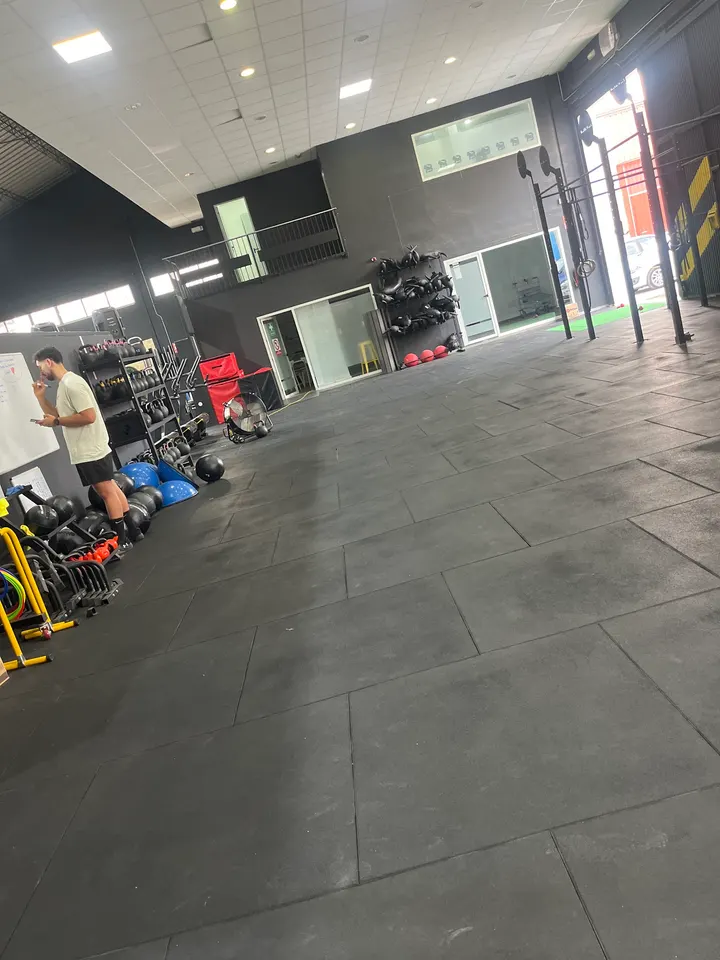 Ostrich 407 Box — crossfit-studio en Jerez de la Frontera — 2