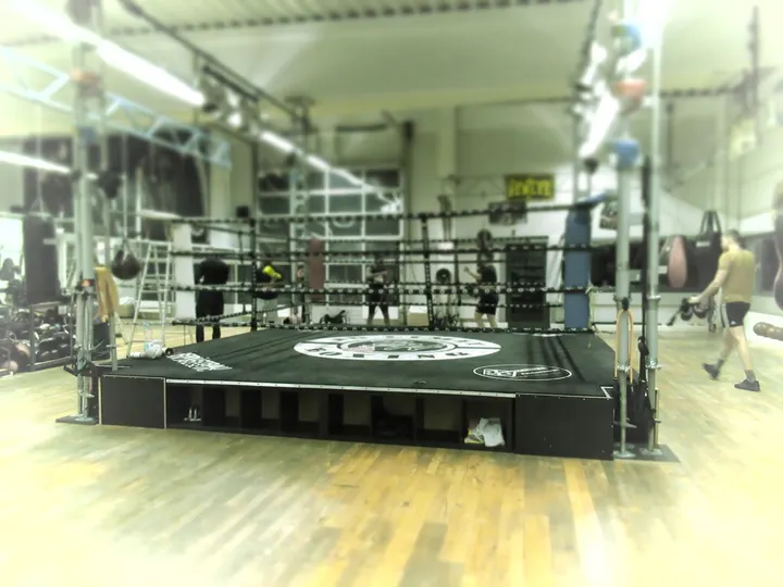 No Limit Boxing e.V. — kampfsport-studio in Opladen, Leverkusen — 2