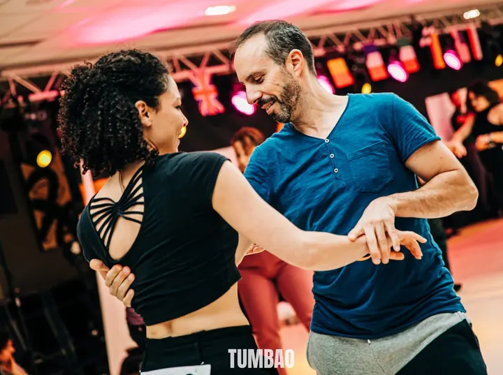 Yoga Escapade 5e Gymnase Pierre Dodille — danse-studio à Lyon — 5
