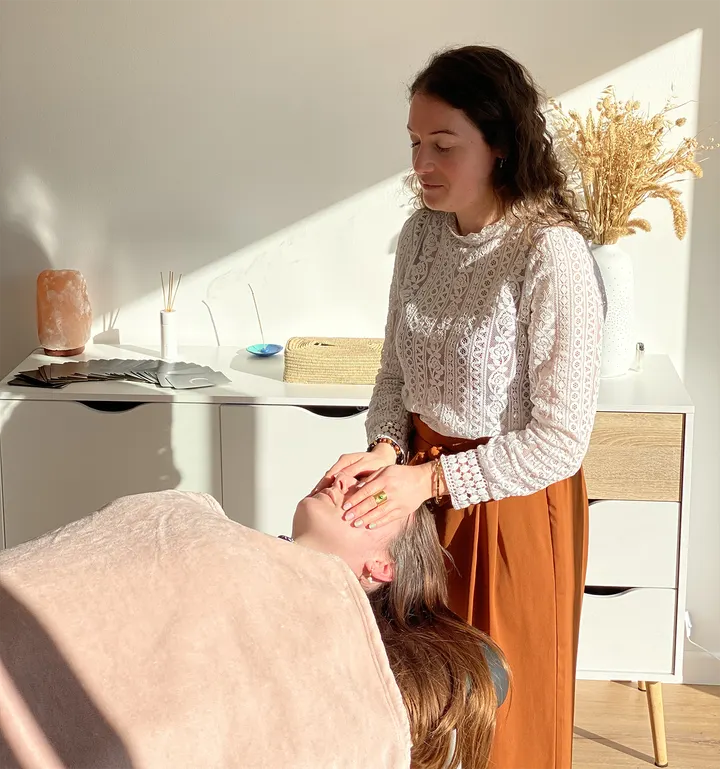 Moun reiki yoga - professeur de yoga Angers — yoga-studio à Angers — 5