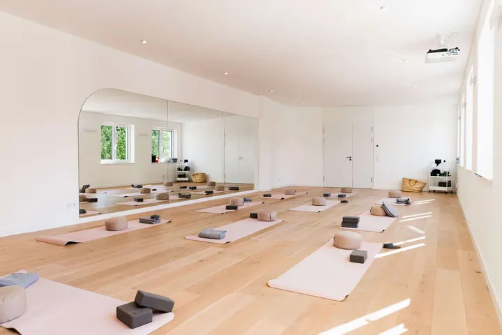 Halle 71 - Bewegung, Gesundheit und Kultur — Fitness Studio in Frankfurt