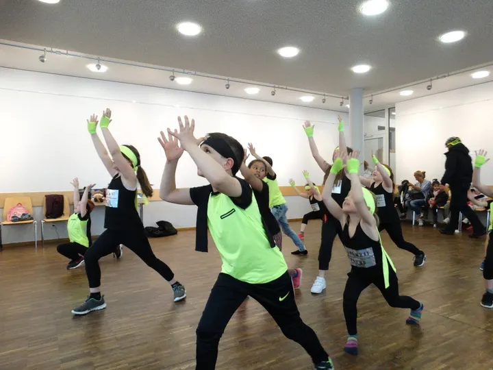 Tanzschule La Boom Paul-Löbe-Weg — Tanz in Seeberg, Köln