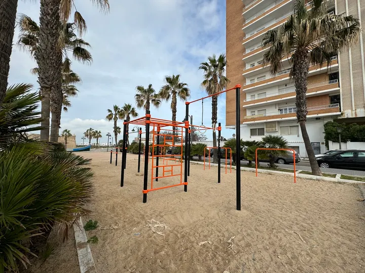 Parque de barras — calisthenics-studio en Cádiz — 3