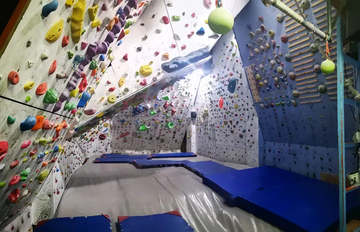 Rocódromo privado La Madriguera — Escalada en Las Huertas, Sevilla