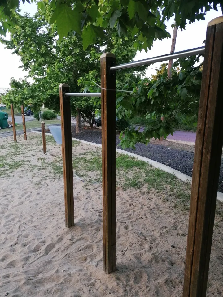 Parque de Calistenia da Maçã — Calistenia em Almoinha, Sesimbra
