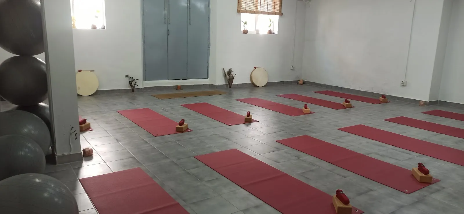 Formación De Profesores Deyoga Soul Yoga- Sevilla — yoga-studio en Utrera — 3