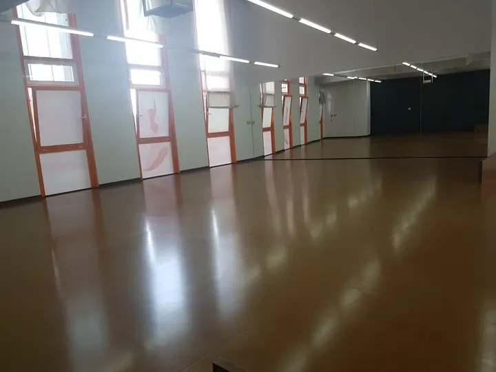 Academia de Baile Carmen Romero — Baile en Murcia