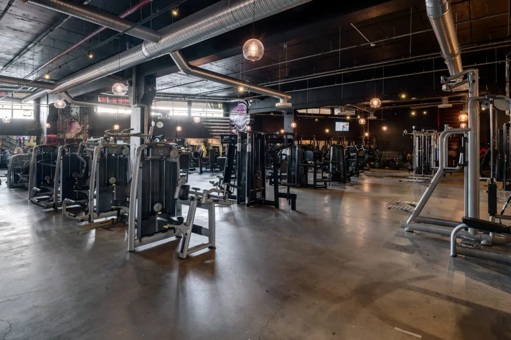 Forever Lite Sepänkyläntie — voimistelu-studio i Klemetsö, Vaasa — bild 2