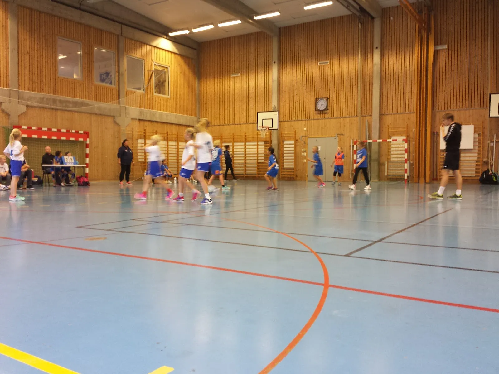 Idrottshuset — träningsstudio-studio i Tumba — bild 3