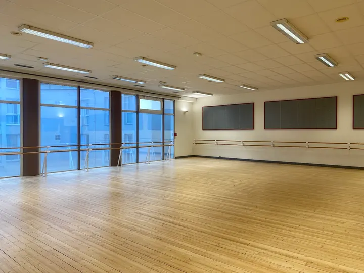 Tous en Scène École de Paris 3 — danse-studio à Paris — 5