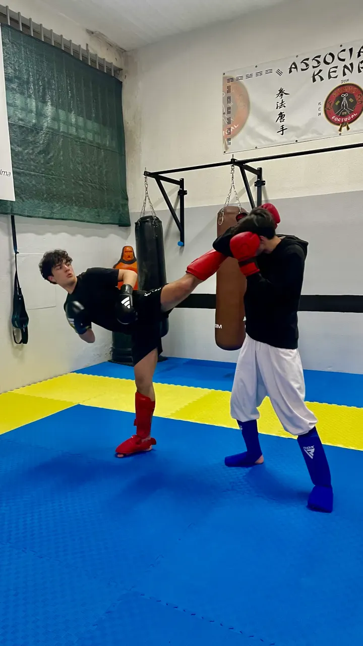 Academia Wu Wei - Artes Orientais — artes marciais-studio em Mafra — 3