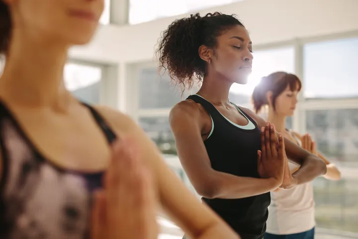 Yogapraktijk De Zon — Yoga in Krommenie