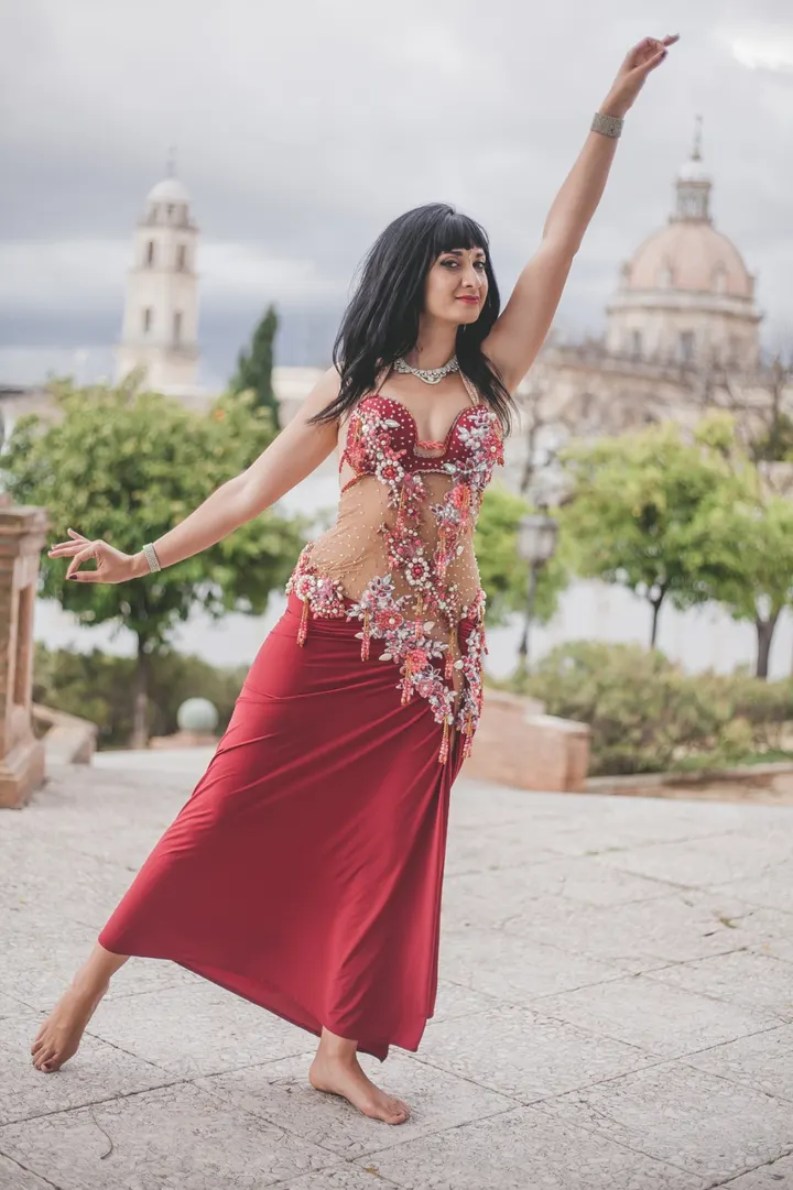 Danza Oriental Carmen Amal — baile-studio en Jerez de la Frontera — 5