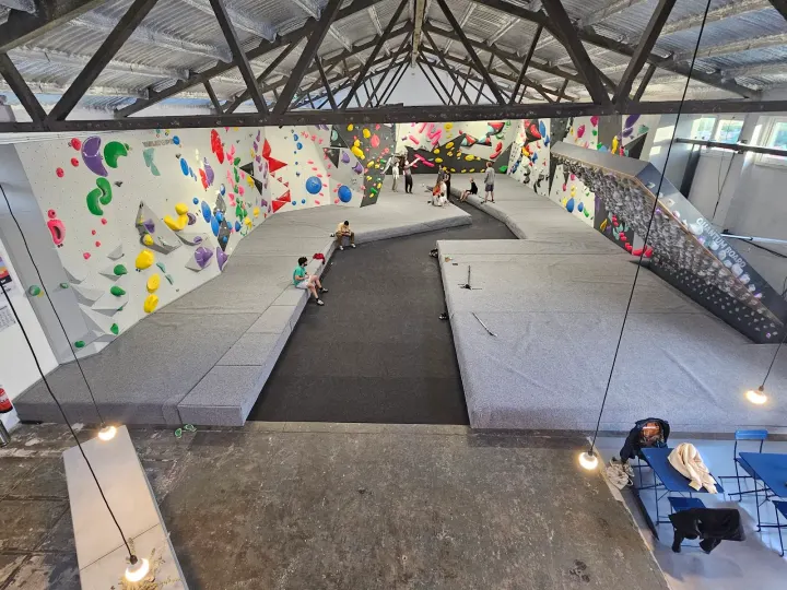 Vertigo Climbing Center Oriente — escalada-studio em Lisboa — 3