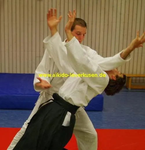 Aikido Leverkusen — Kampfsport in Alkenrath, Leverkusen