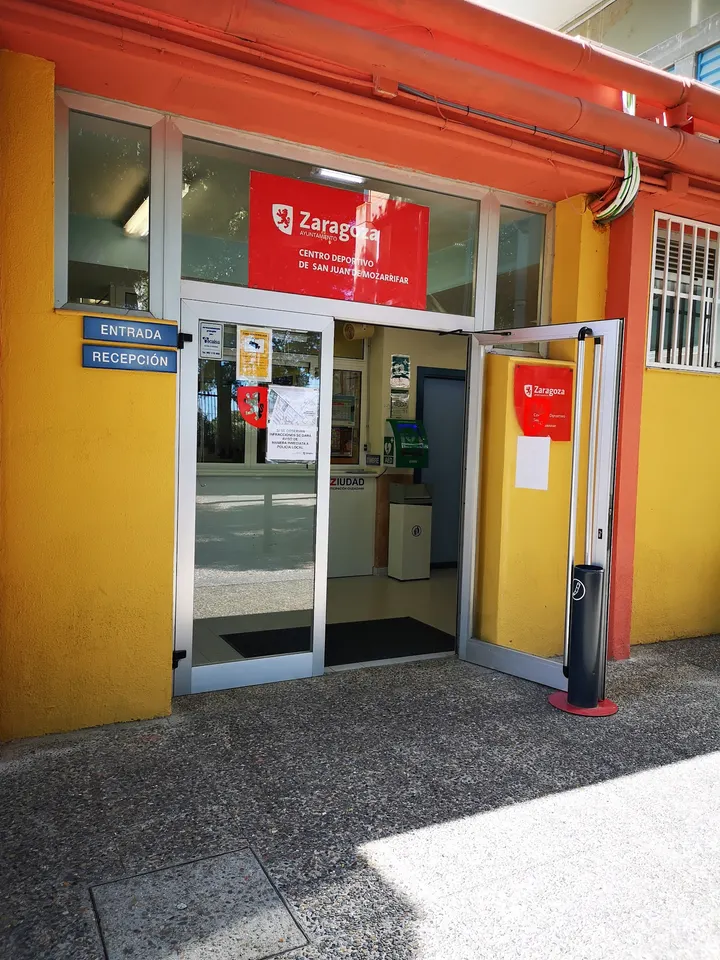 Centro Deportivo Municipal San Juan De Mozarrifar — estudio de fitness-studio en Zaragoza — 3