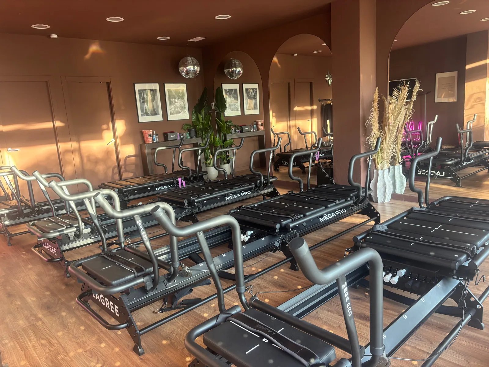 LAGREE SOCIETY IBIZA - Studio Lagree Fitness — träningsstudio-studio i Eivissa — bild 2