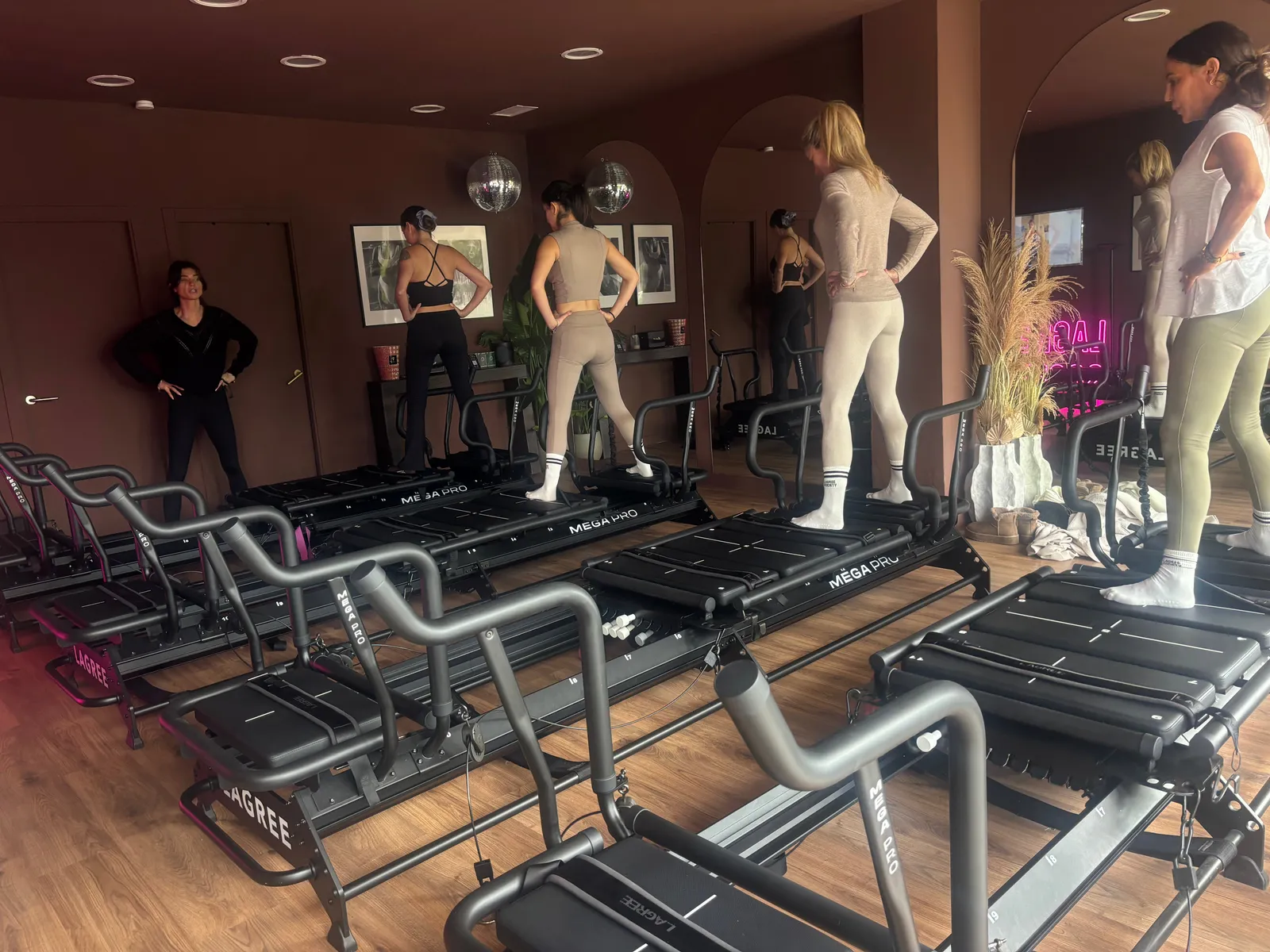 LAGREE SOCIETY IBIZA - Studio Lagree Fitness — träningsstudio-studio i Eivissa — bild 3