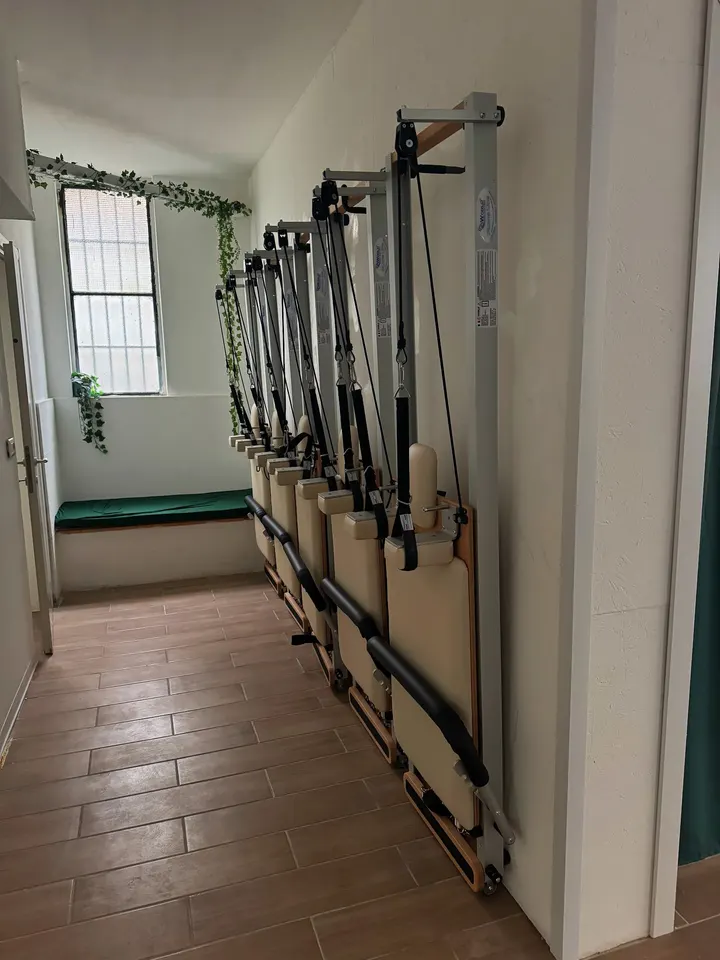 V Pilates Studio — pilates-studio a Bande Nere, Milano — 2