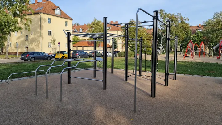 Calisthenics Park — calisthenics-studio in Berlin — 2