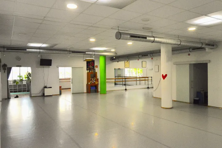 Estudio del Movimiento Cristina Arce — baile-studio en Santander — 5