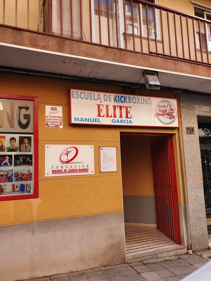 Escuela Élite Kickboxing — artes marciales-studio en Chinchibarra, Salamanca — 2