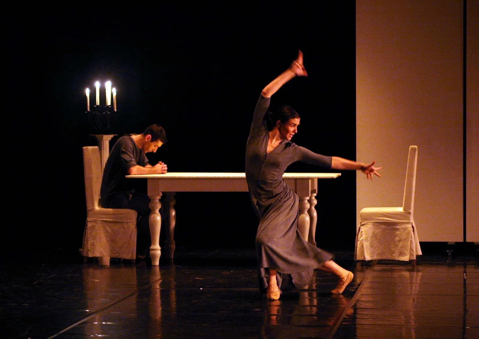 Almudena Lobón - Escuela Profesional De Danza — baile-studio en Pamplona — 3