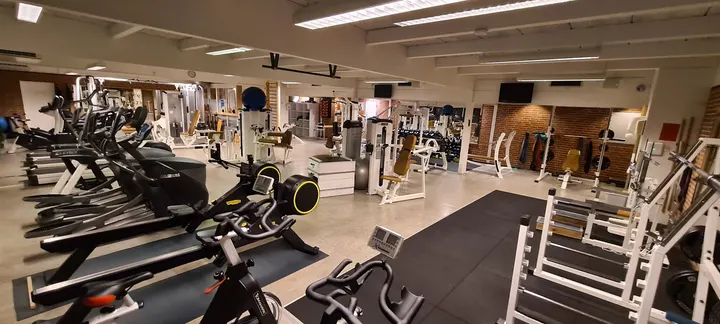 Fitness Ishøj C/O Ishøj Idræts- og Fritidscenter, Vejledalen 17 — træningsstudio i Ishøj, København — 3