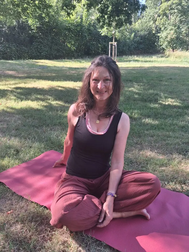 Yogisun - Ein Entspannungsangebot für dich — Yoga in Giebichenstein, Halle (Saale)