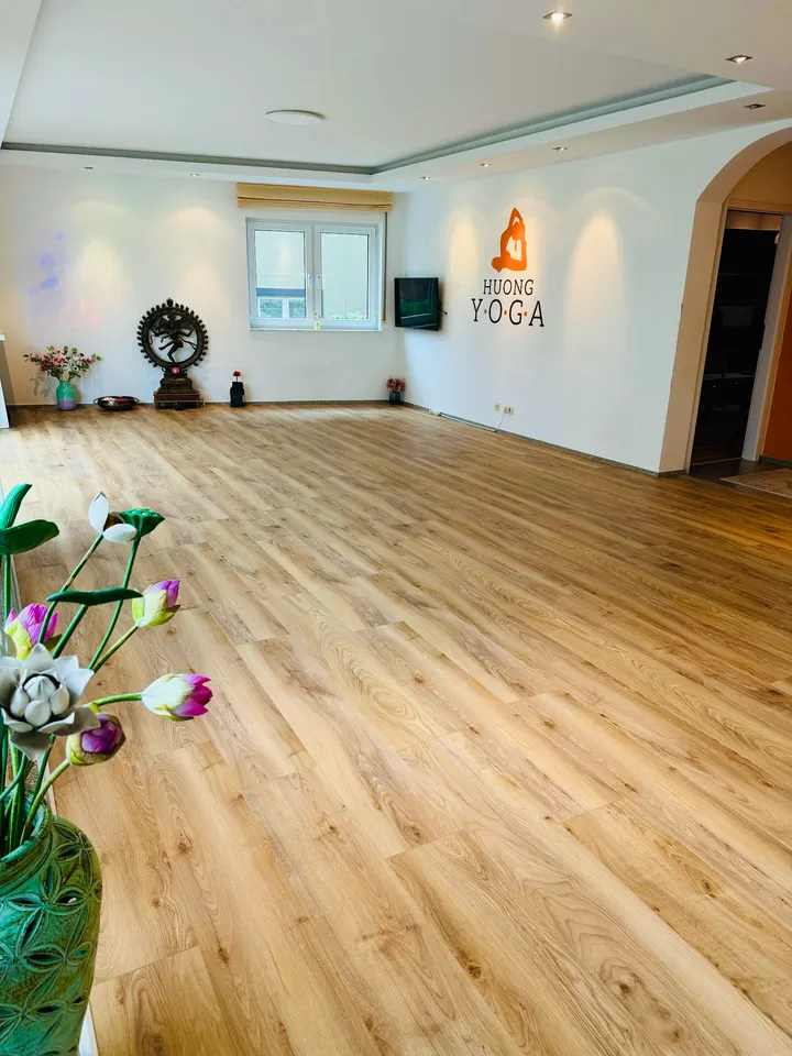 Huong Yoga — Yoga in Sachsenhausen, Frankfurt am Main