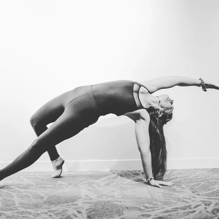 LARA_YOGA — yoga-studio à Peyrolles-en-Provence — 2