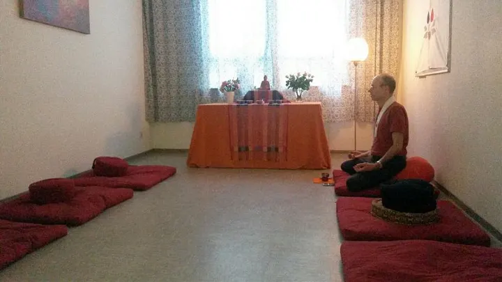 Triratna Düsseldorf — Meditation in Friedrichstadt, Düsseldorf