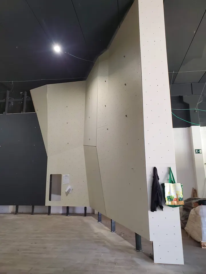 Sputnik Climbing Berango - Rocódromo escalada en Bilbao — boulder-studio en Berango, Bilbao — 2