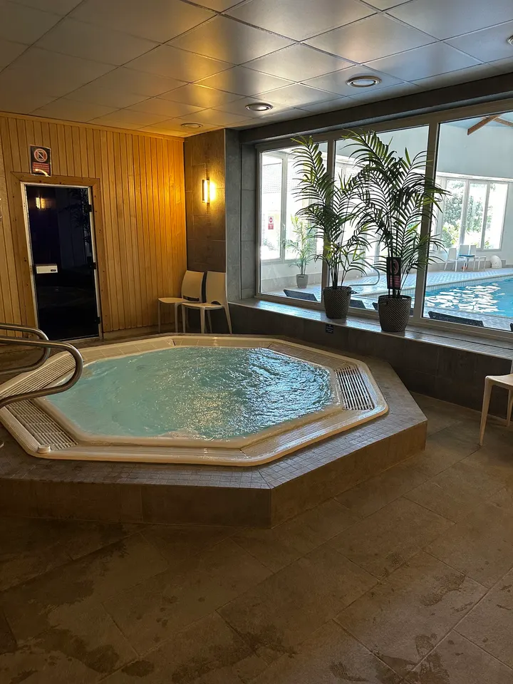 Espace Léonard de Vinci — salle de fitness-studio à Lisses — 2