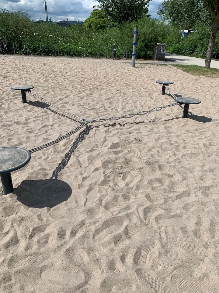 Calisthenics-Anlage — calisthenics-studio in Südost, Wiesbaden — 3