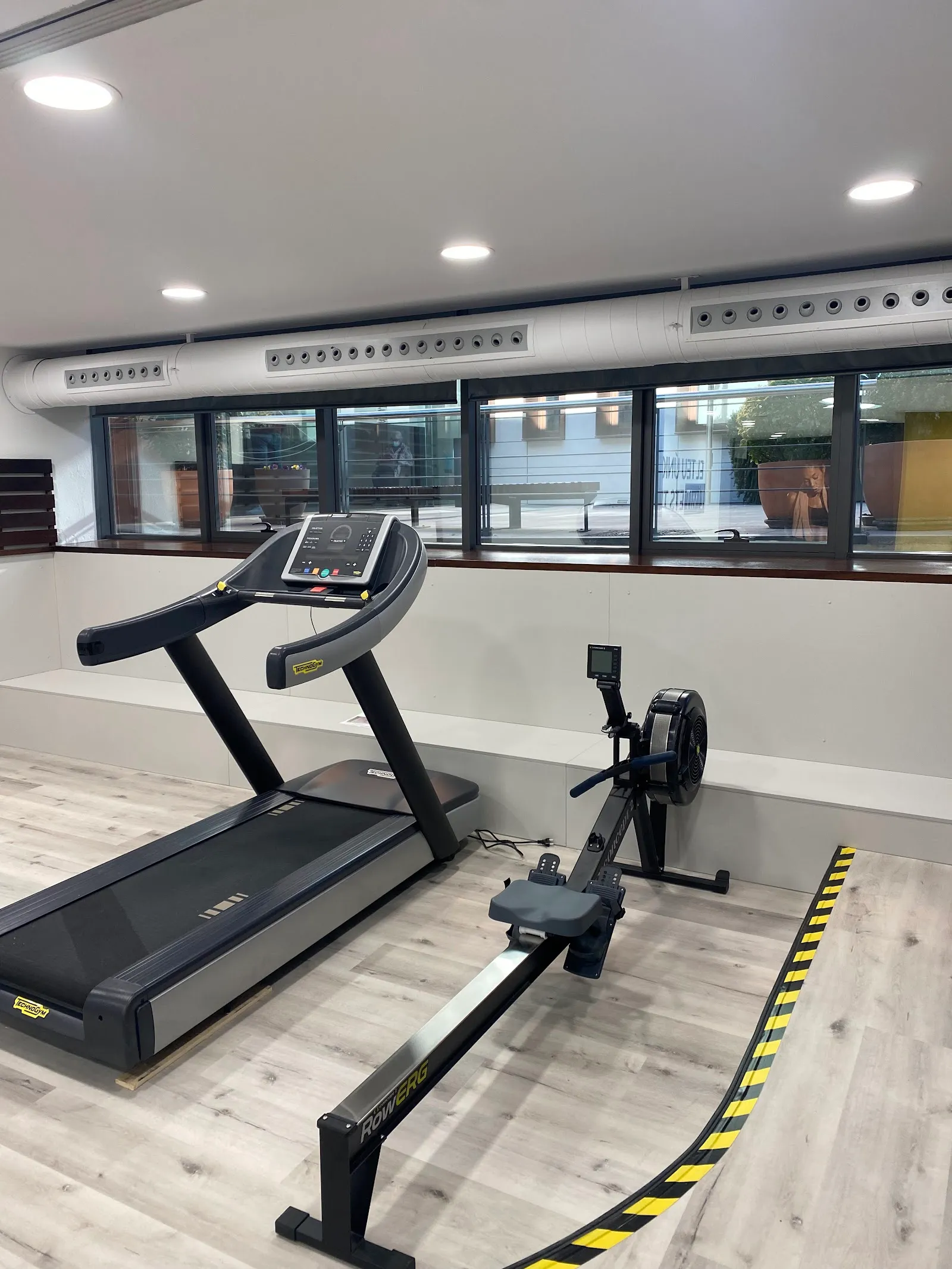 Reneix Fitness - Gimnàs Mollerussa — estudio de fitness-studio en Mollerussa — 3