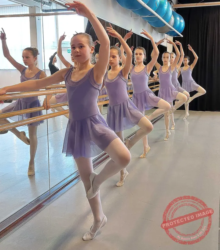 Dansschool Moving Harmony — Dans in Diemen-Centrum, Diemen